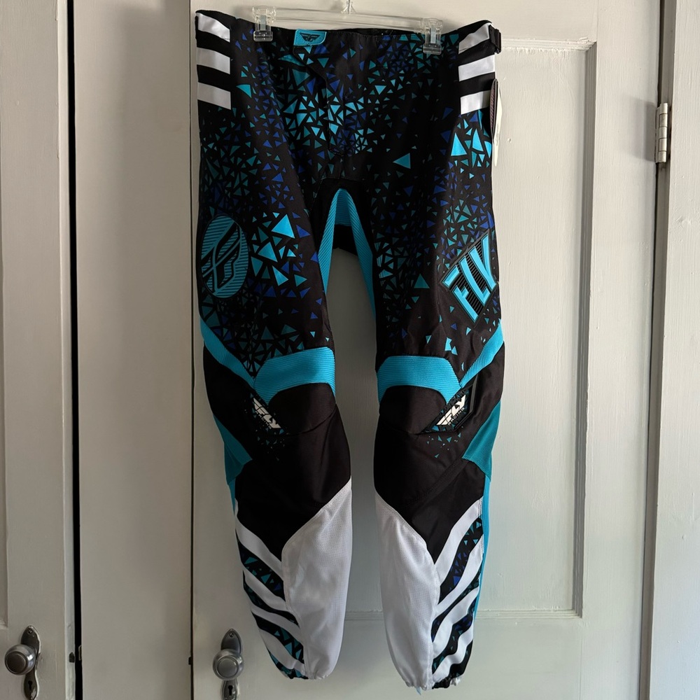 NWT Fly Kinetic Race Pants Women’s Size 15/16